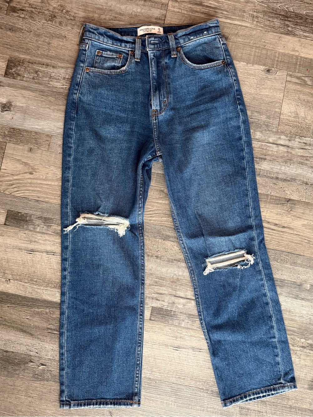 Abercrombie & Fitch Ankle straight ultra high rise